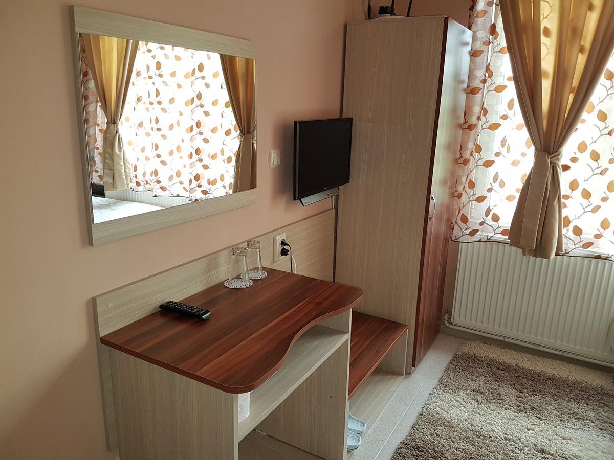 Family Hotel Zhelkovi - Olympia Kharmanli المظهر الخارجي الصورة